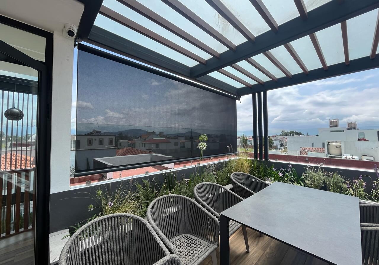 Toldos para exteriores, toldos verticales, toldos de proyección, toldos en Querétaro, toldos para terraza, toldos plegables, toldo retractil, persianas para exterior